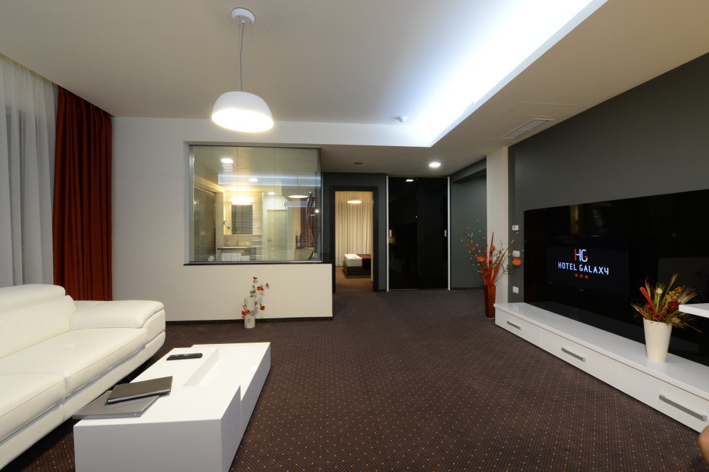 Hotel Galaxy - 921