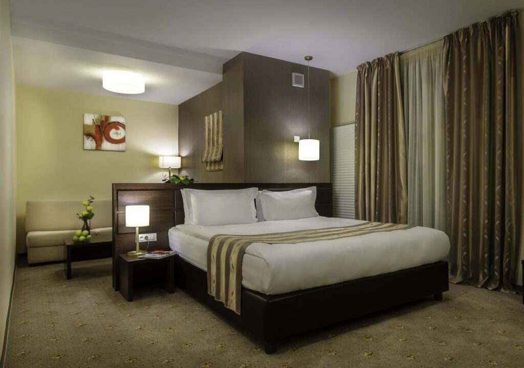 Golden Time Hotel - 300