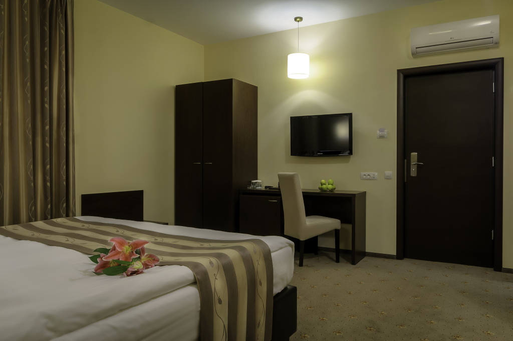 Golden Time Hotel - 766