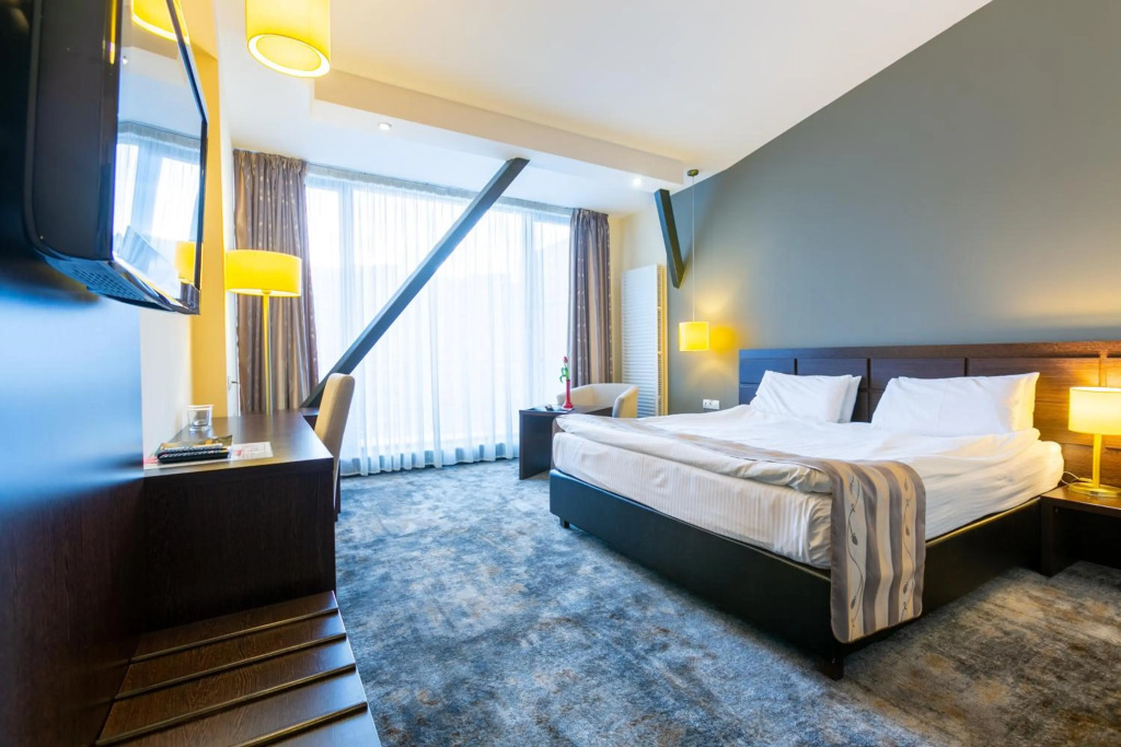 Golden Time Hotel - 637
