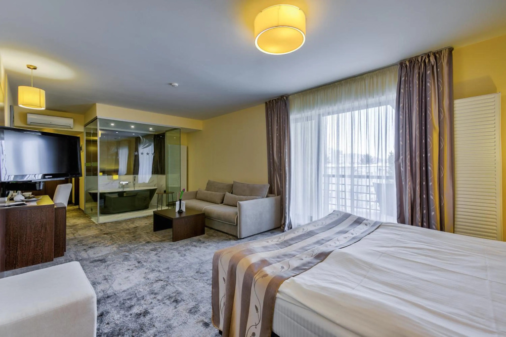 Golden Time Hotel - 437