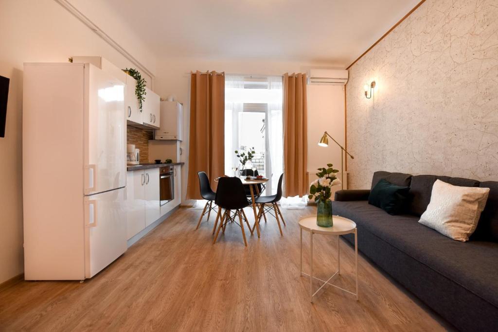 GOLDEN TOUCHES - Elegant - Armeneasca Central Apt - 35