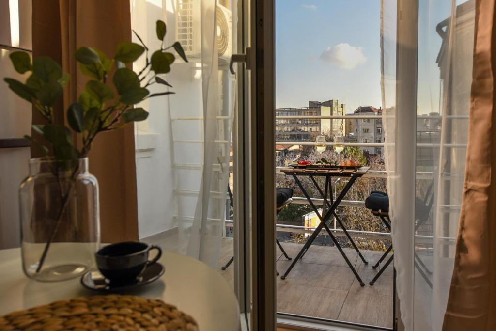 GOLDEN TOUCHES - Elegant - Armeneasca Central Apt - 979