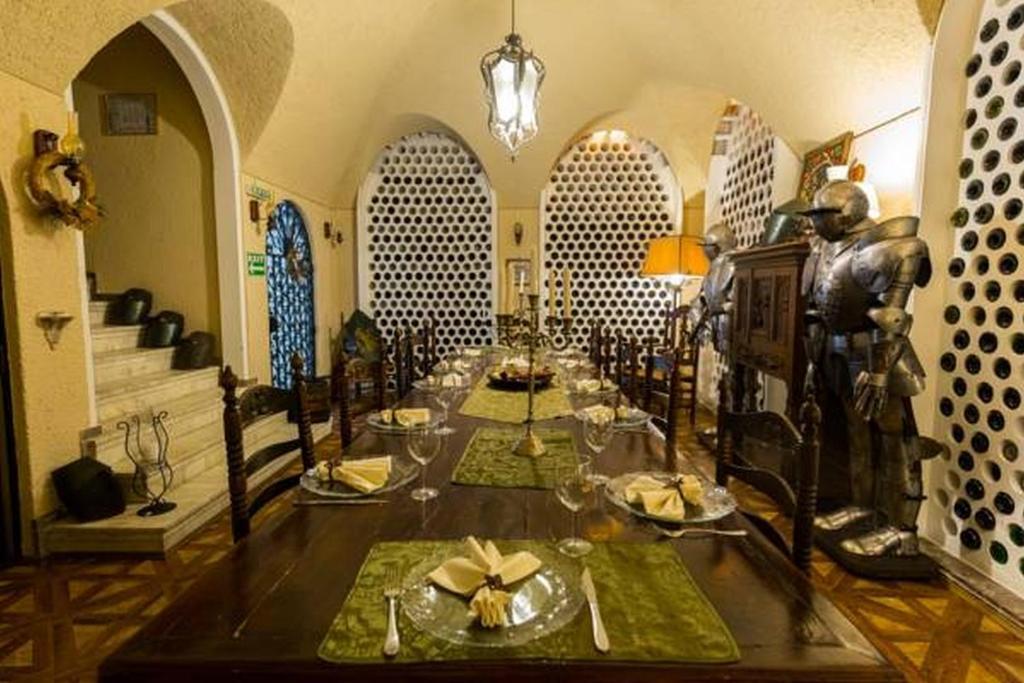 Grand Boutique Hotel - 712