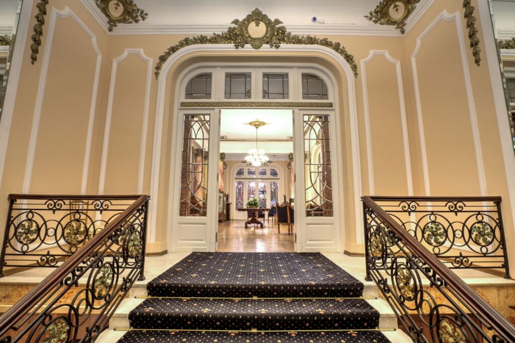 Grand Boutique Hotel - 383