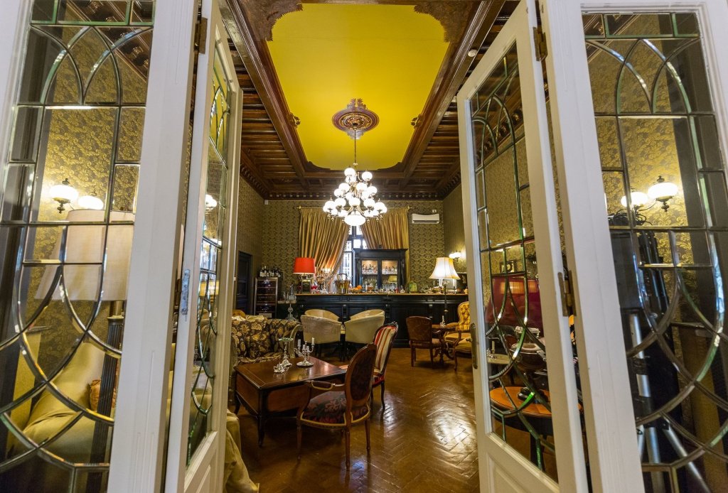 Grand Boutique Hotel - 41