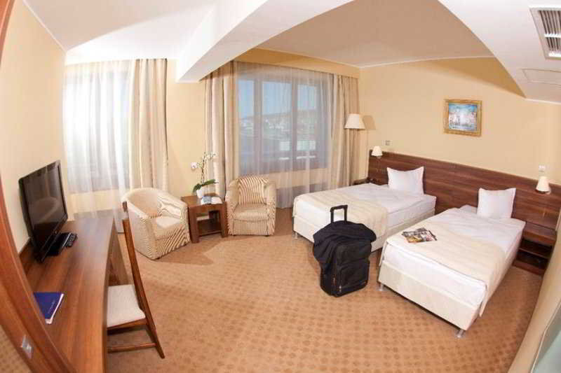 Grand Hotel - 739