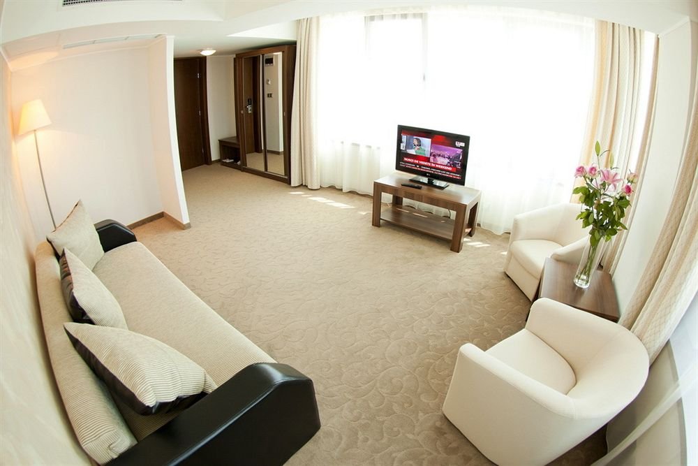 Grand Hotel - 594