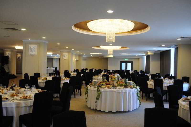 Grand Hotel - 929