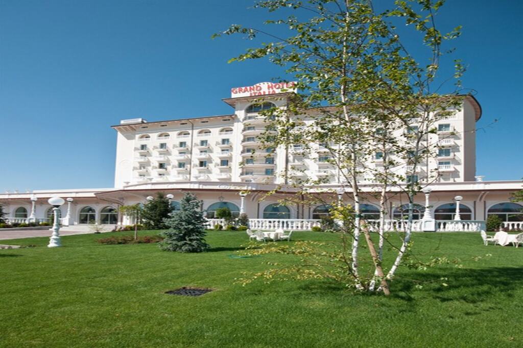 Grand Hotel Italia - 85