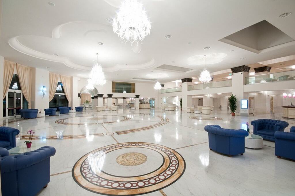 Grand Hotel Italia - 598