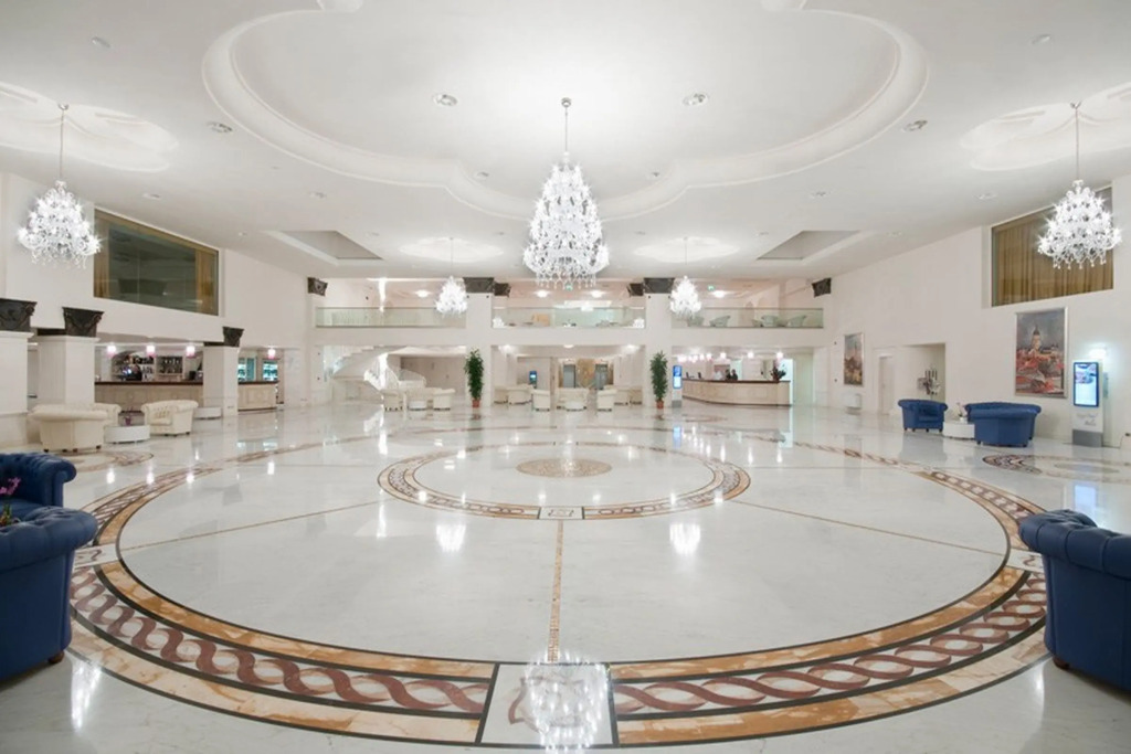 Grand Hotel Italia - 666