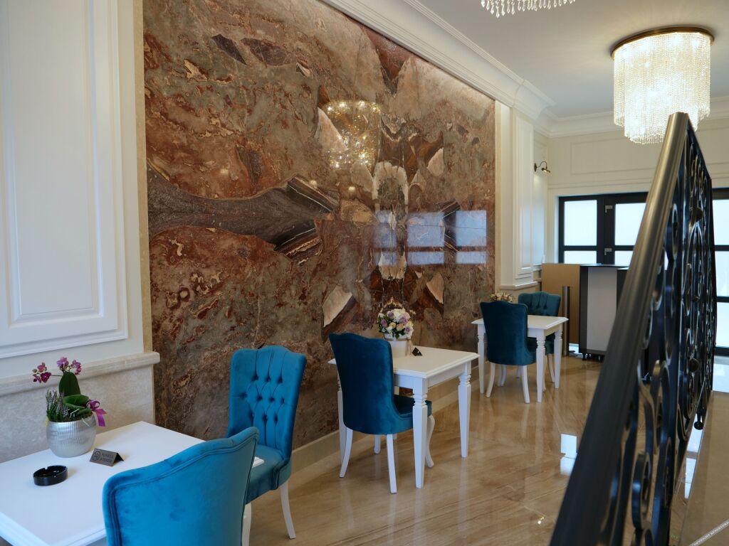 Grant Hotel Boutique - 370