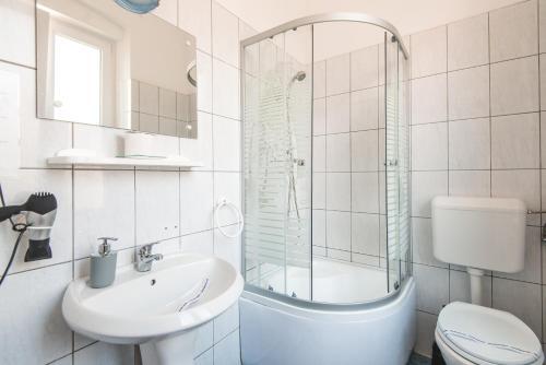 Guesthouse Casa Baciu - 830