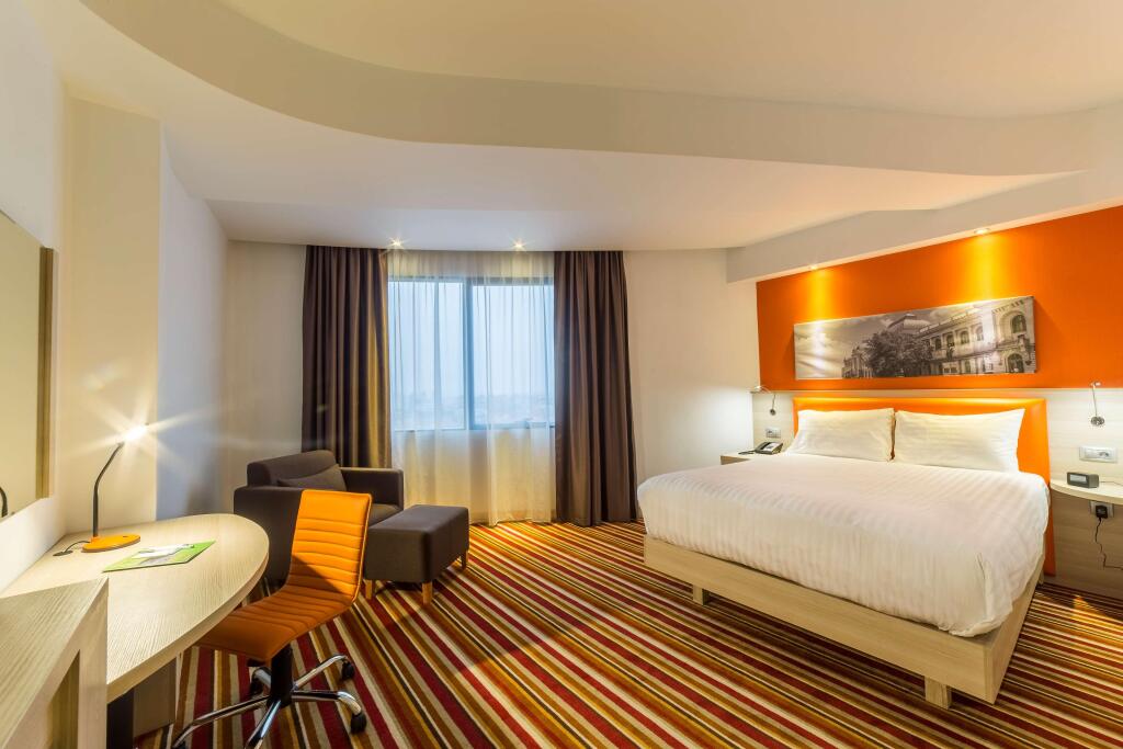 Hampton By Hilton Iasi - 735