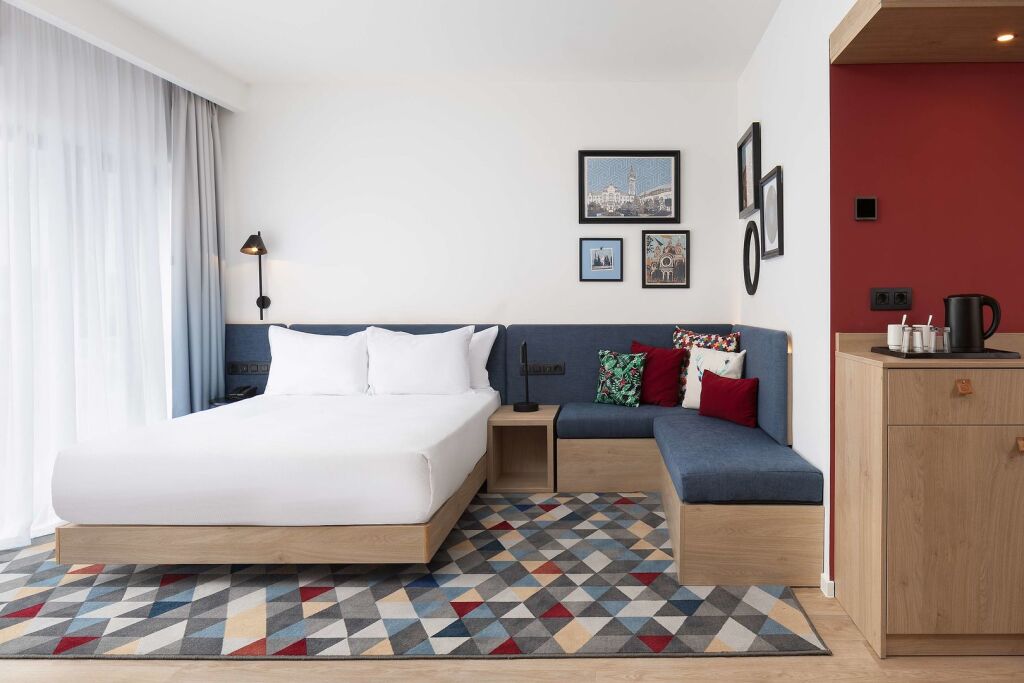 Hampton by Hilton Targu Mures - 724