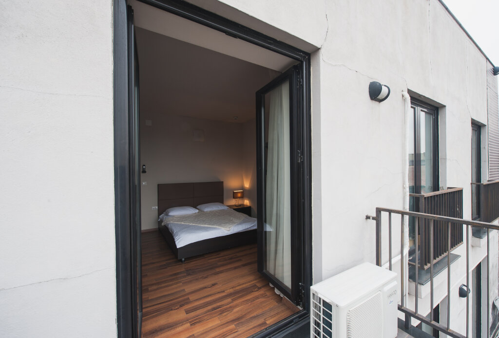 Hemingway Residence - 702