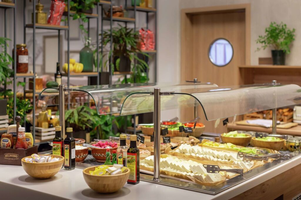 Hilton Garden Inn Bucharest Old Town - 538