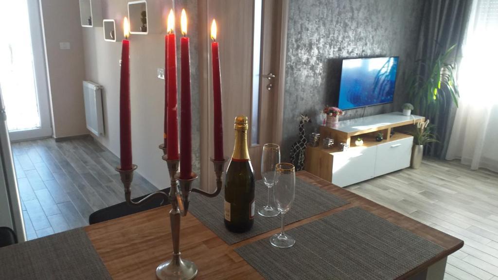 Holiday Apartment - 304