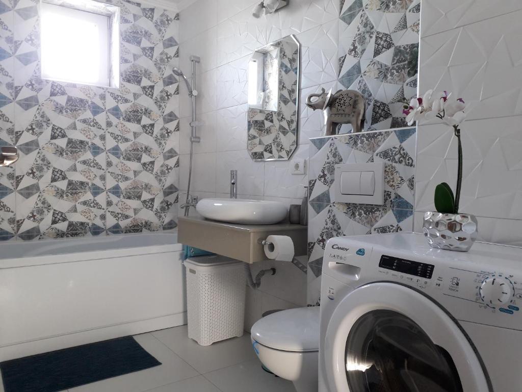 Holiday Apartment - 844