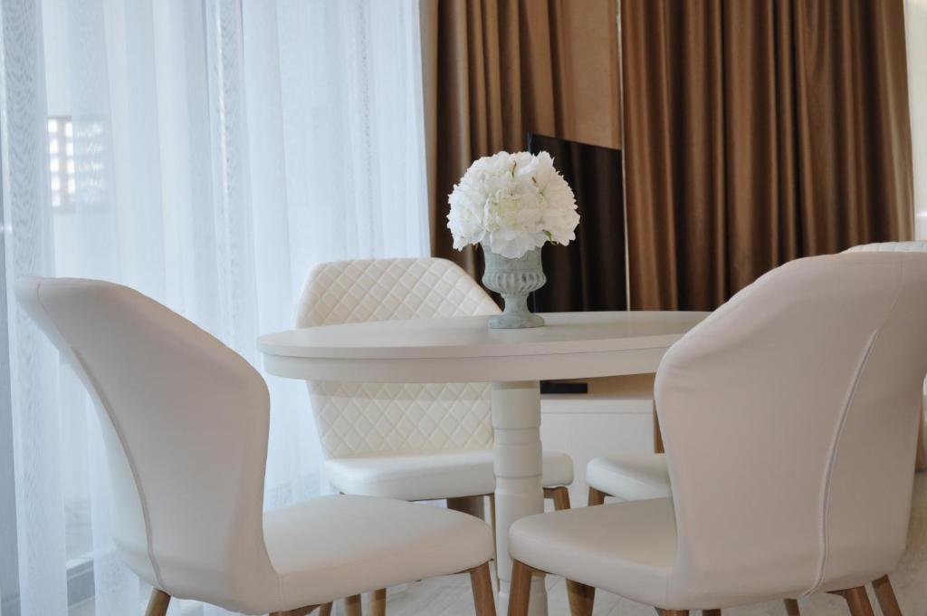 Holiday Residence by BEL AIR LUXURY APARTMENT AND STUDIO MAMAIA NORD - 20