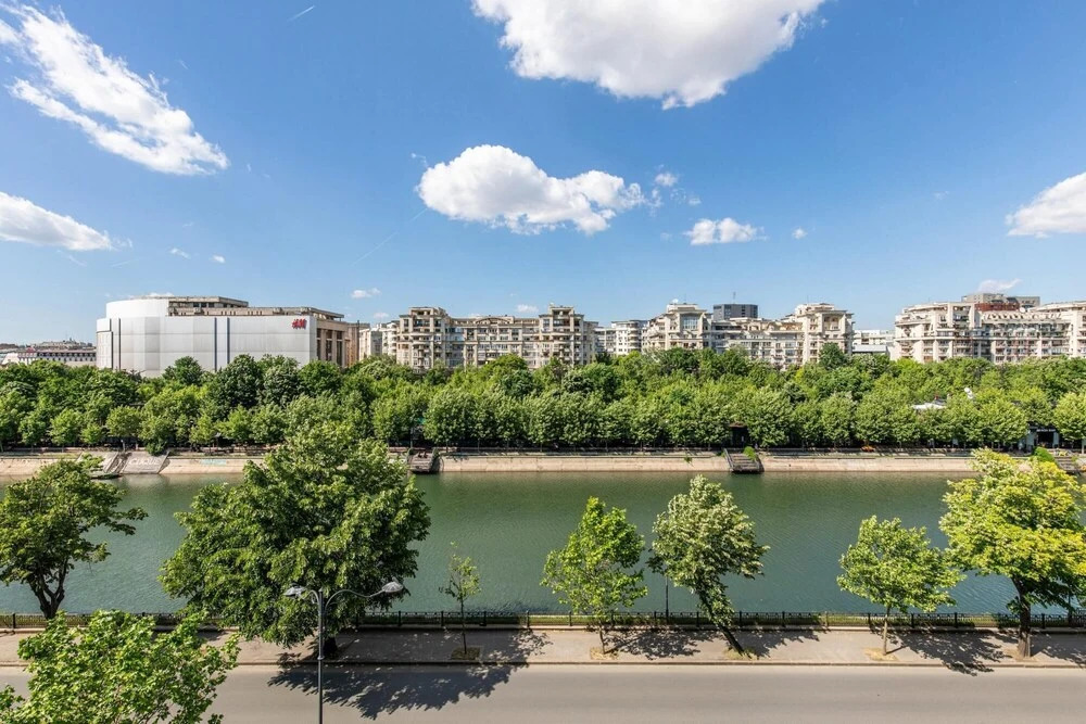 HOLT - Wonderful 2 bed, 2 bath flat in the center of Bucharest - 568