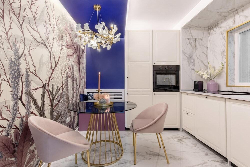 HOLT - Wonderful 2 bed, 2 bath flat in the center of Bucharest - 130