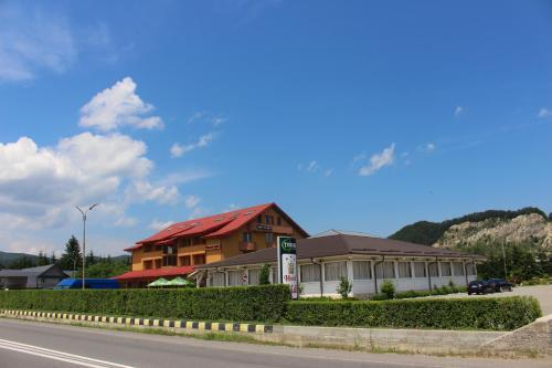 Hotel Aldi - 167