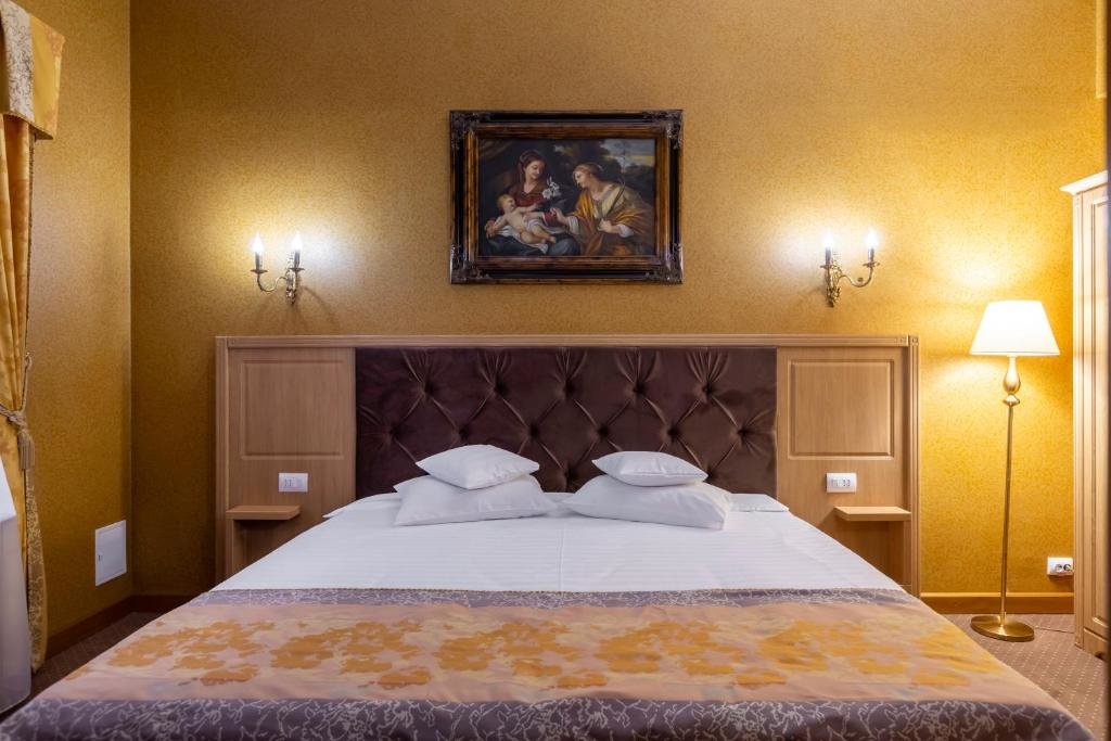 Am Ring Hotel - 858