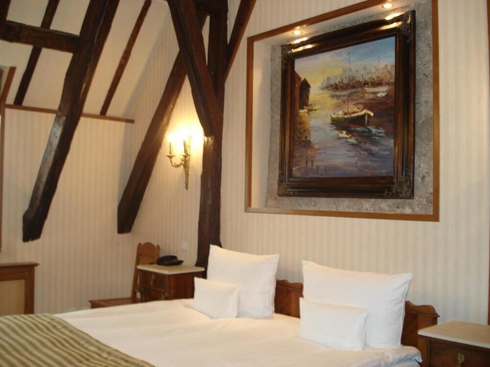 Am Ring Hotel - 756
