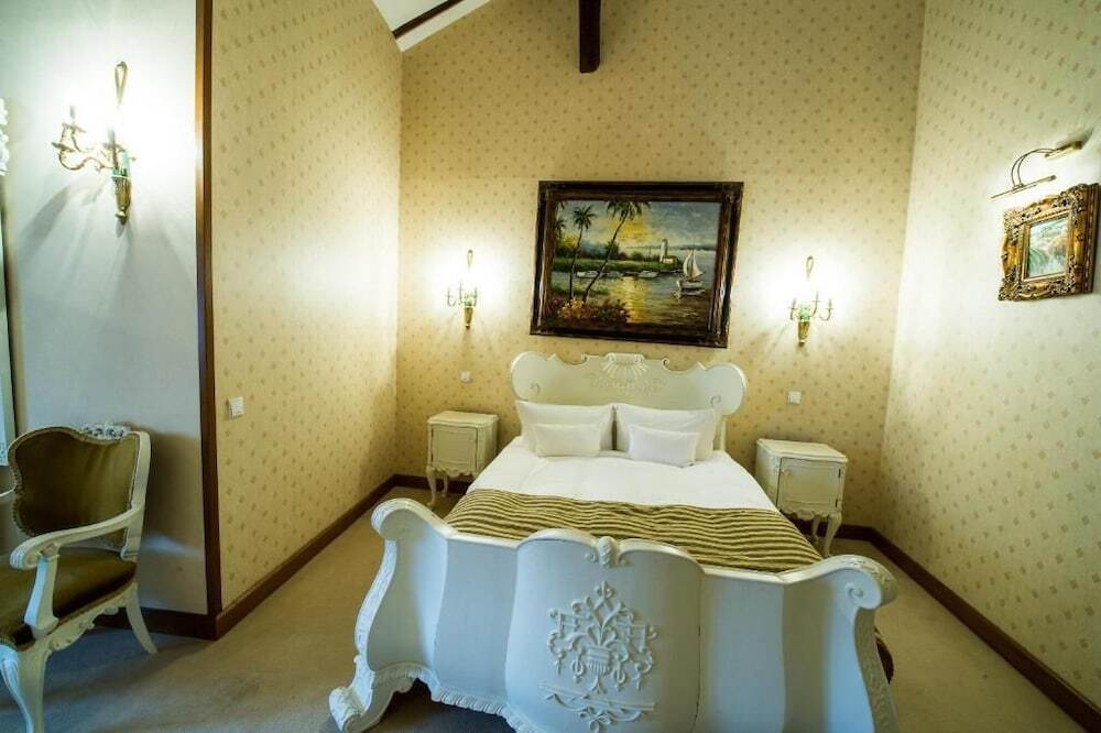 Am Ring Hotel - 86