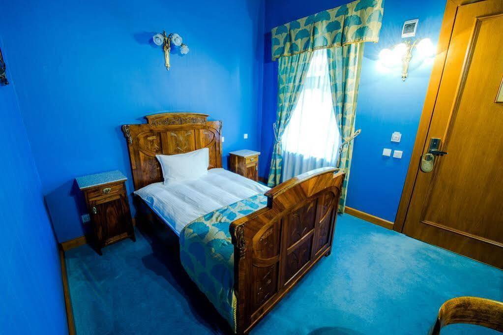 Am Ring Hotel - 672