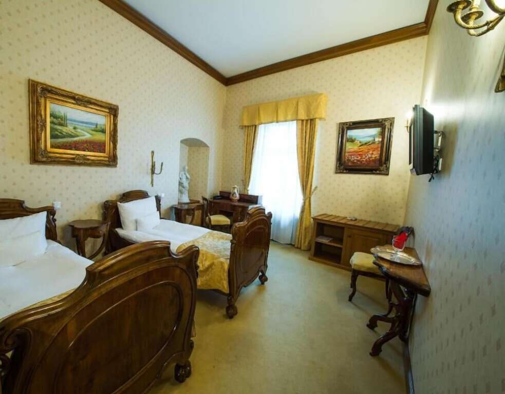 Am Ring Hotel - 717
