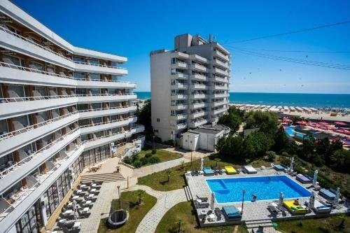 Hotel Ambasador - 335