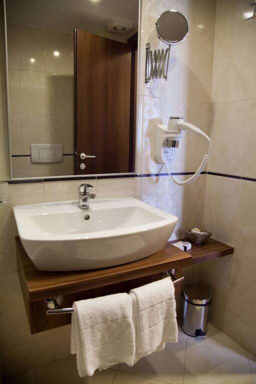 Ambasador Bucharest - 567