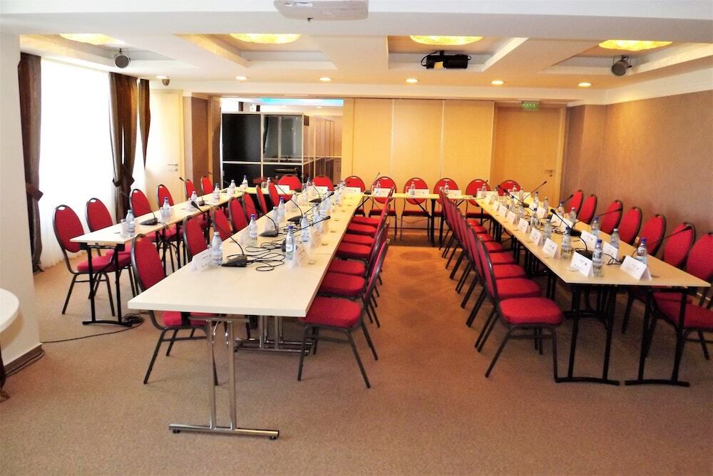 Hotel Ambasador 4**** - 245