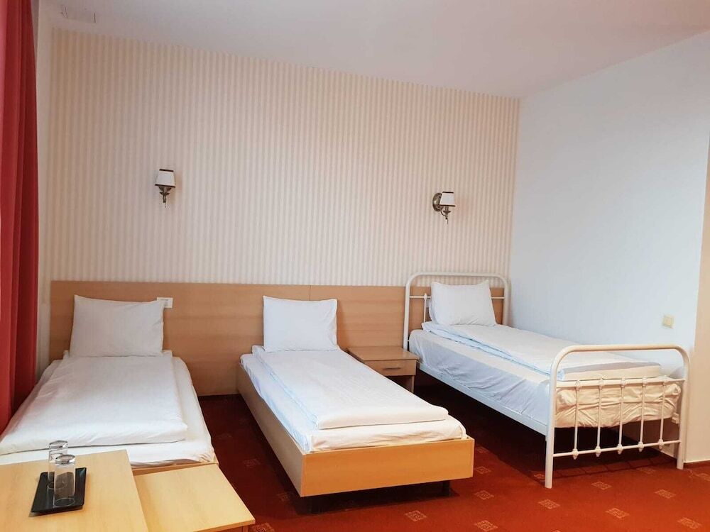 Hotel Andy KM 36 - 533