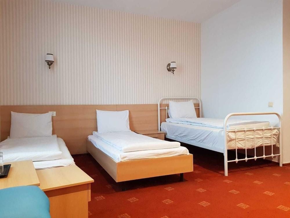 Hotel Andy KM 36 - 583