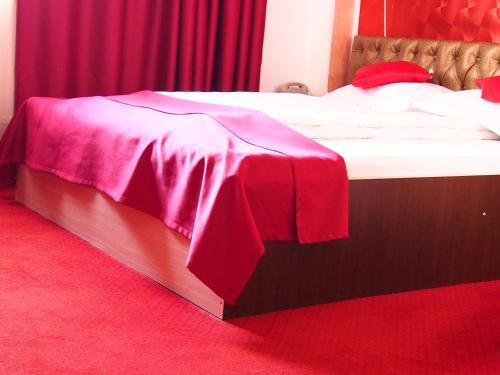 Asia Hotel - 709