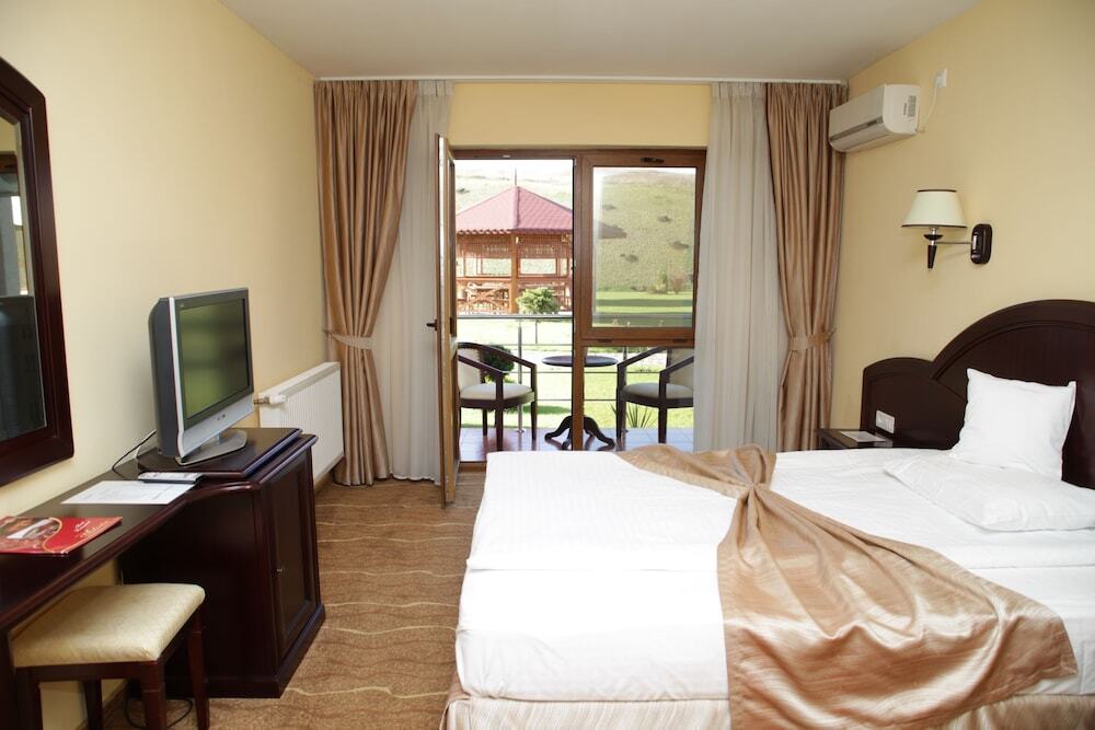 Hotel Astoria - 594