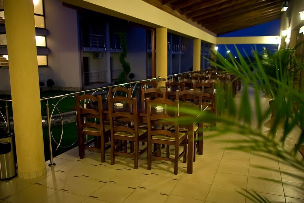 Hotel Astoria - 905