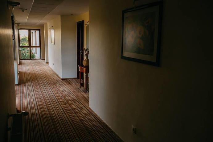 Hotel Astoria - 979