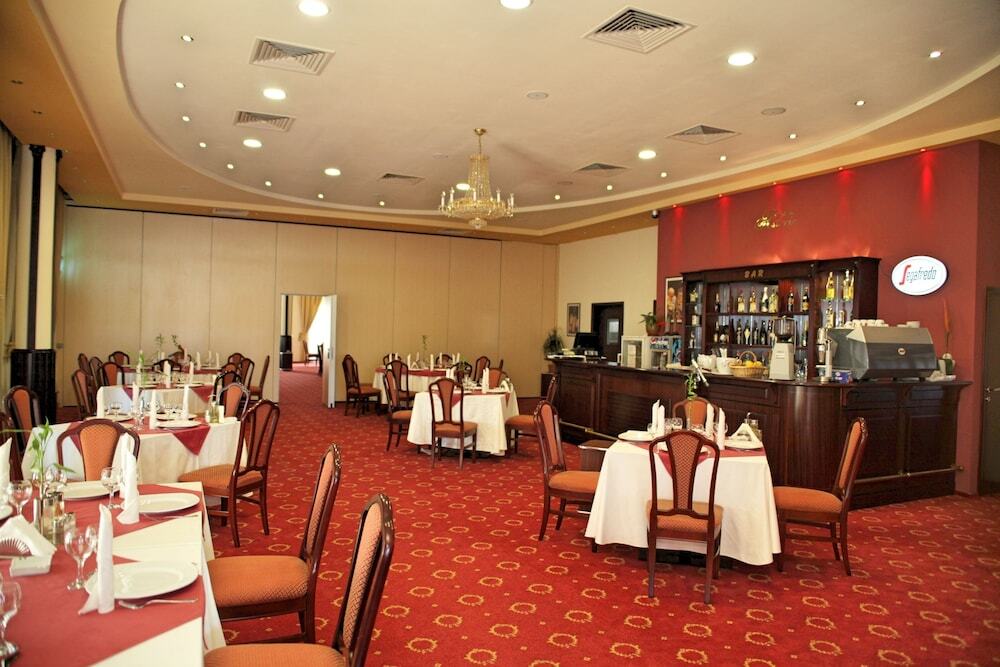 Hotel Astoria - 487