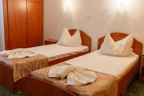 Hotel Astoria - 866