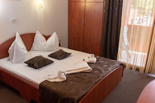 Hotel Astoria - 273