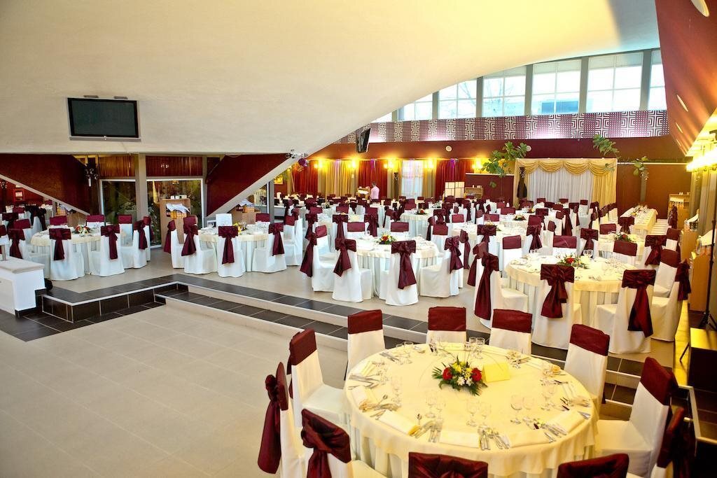 Hotel Aurora - 8