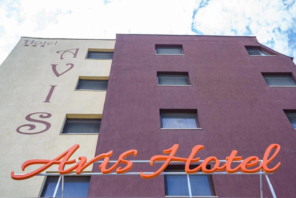 Hotel Avis - 959