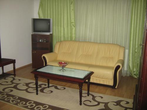 Hotel Batiz - 565