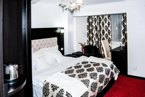 Hotel Blue Night - 57