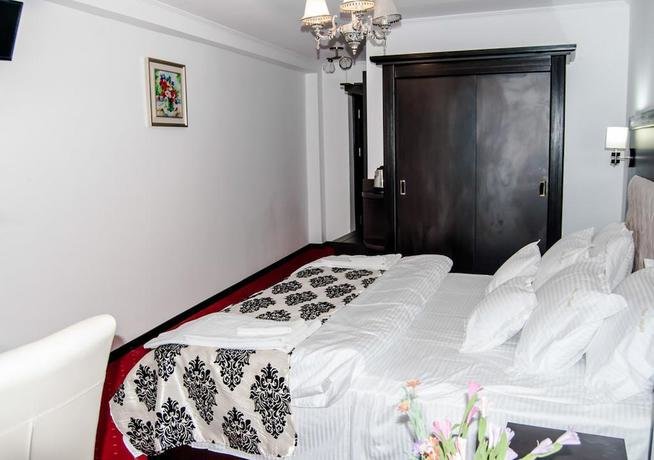 Hotel Blue Night - 860